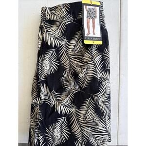 Ellen Tracy Black Combo Shorts Womens Size Small.  BN